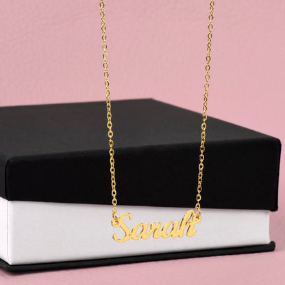 PLACE A NAME ON A NECKLACE | YELLOW GOLD OR STAINLESS